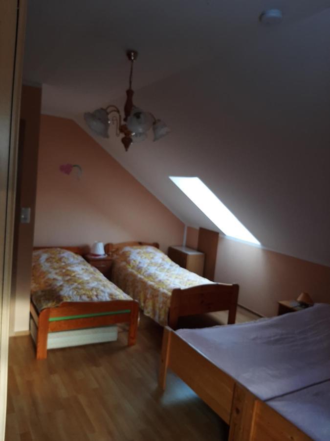 Apartamento Der Kleine Bauernhof Keine Arbeiter Zadnych Pracownikow Lubiatow  Exterior foto