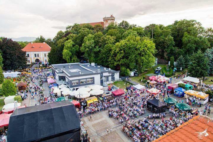 Apartamento Der Kleine Bauernhof Keine Arbeiter Zadnych Pracownikow Lubiatow  Exterior foto